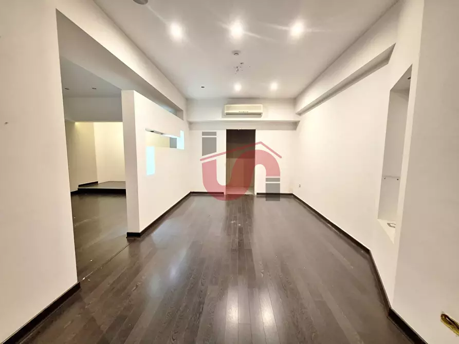 Immagine 20 di Locale commerciale in affitto  in Corso Vittorio Emanuele a Benevento