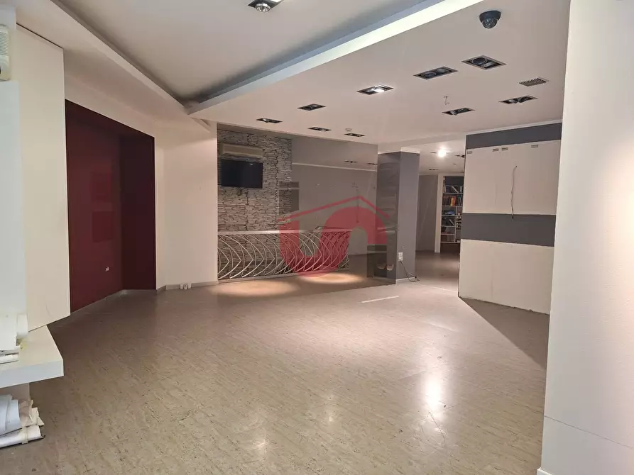 Immagine 9 di Locale commerciale in affitto  in Corso Vittorio Emanuele a Benevento