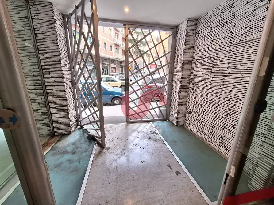 Immagine 23 di Locale commerciale in affitto  in Corso Vittorio Emanuele a Benevento