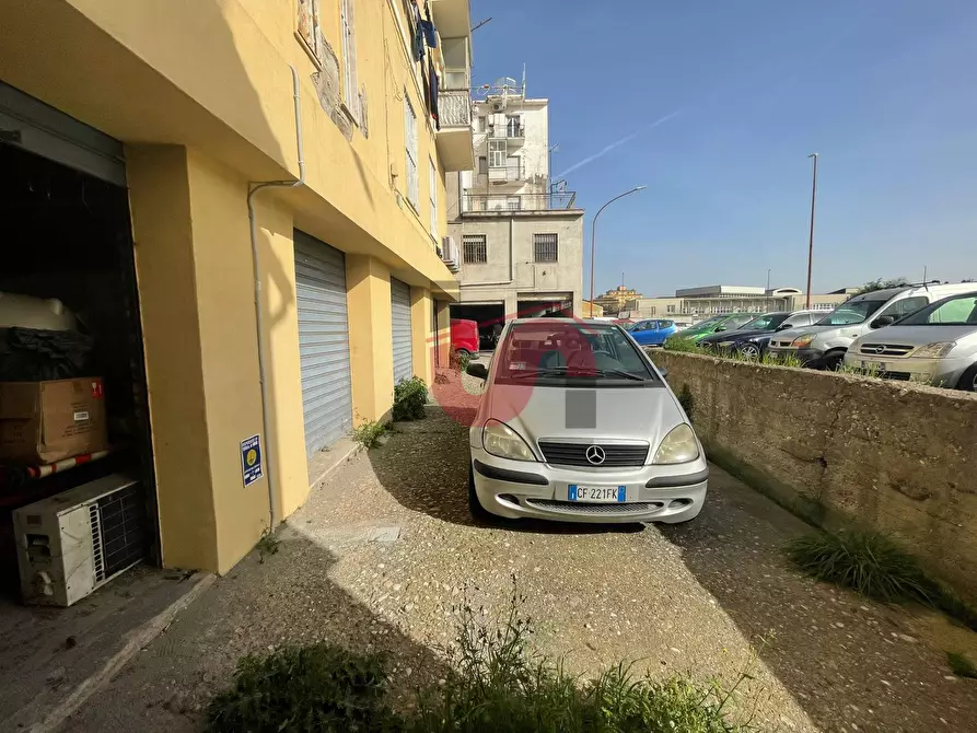 Immagine 16 di Magazzino in vendita  in Via Torre Della Catena a Benevento