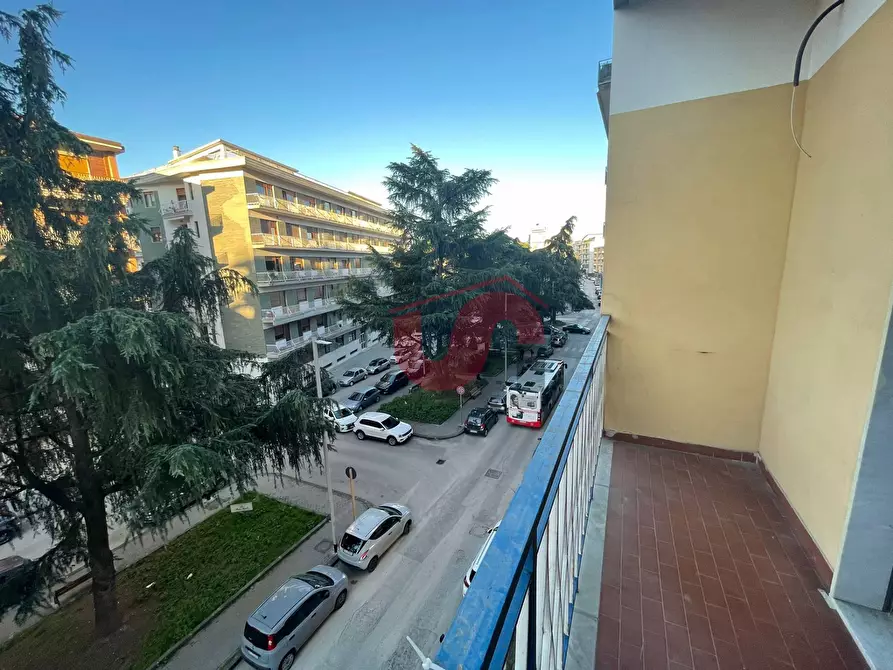 Immagine 1 di Appartamento in affitto  in Via Francesco Flora a Benevento