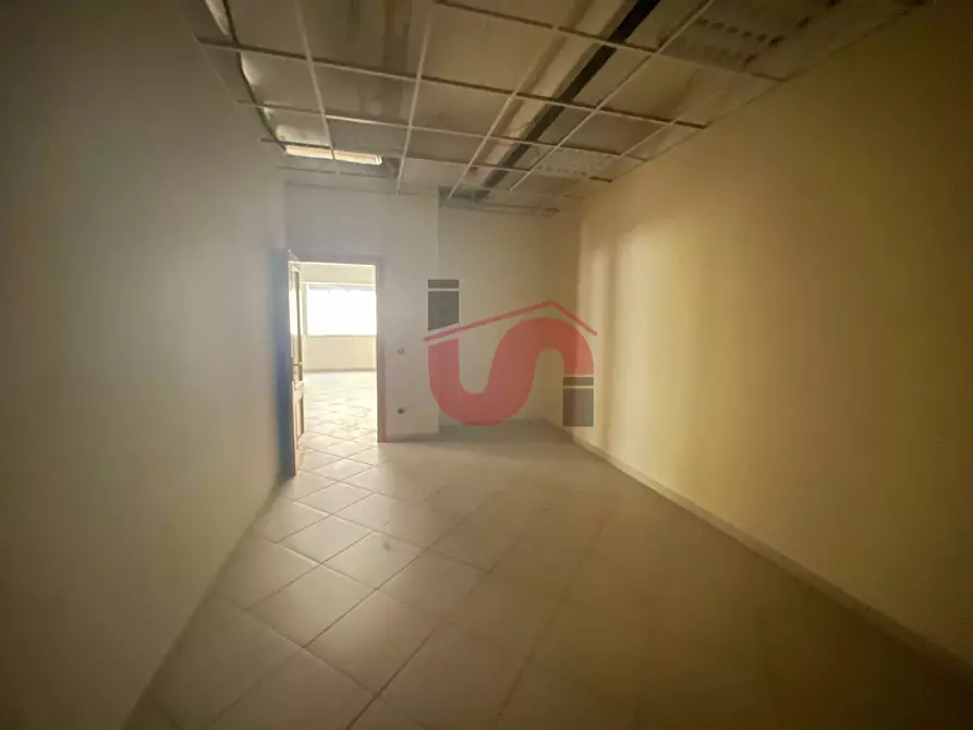 Immagine 14 di Magazzino in vendita  in Via Tommaso Bucciano a Benevento