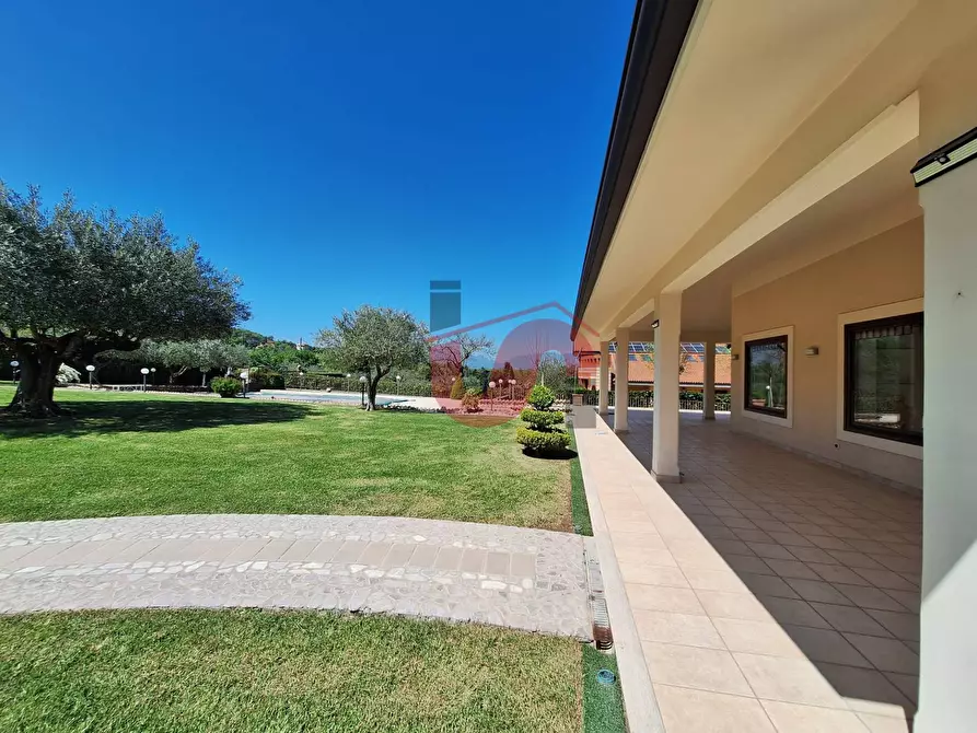 Immagine 21 di Villa in vendita  in Località Pastene a Arpaise