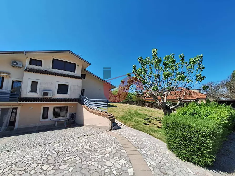 Immagine 40 di Villa in vendita  in Località Pastene a Arpaise