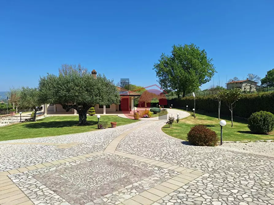 Immagine 42 di Villa in vendita  in Località Pastene a Arpaise