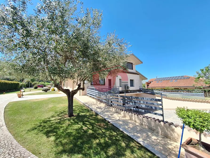 Immagine 43 di Villa in vendita  in Località Pastene a Arpaise