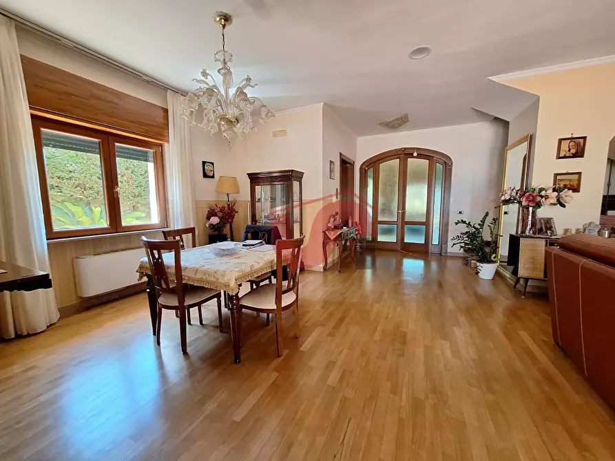 Immagine 2 di Villa in vendita  in Via Avellino a Benevento
