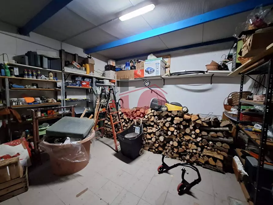 Immagine 66 di Villa in vendita  in Via Avellino a Benevento