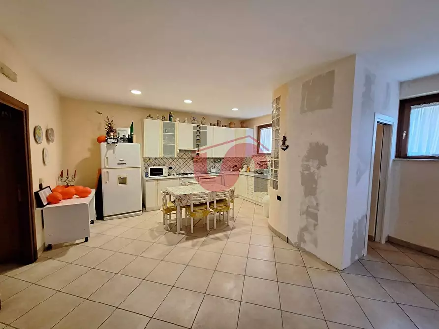 Immagine 54 di Villa in vendita  in Via Avellino a Benevento