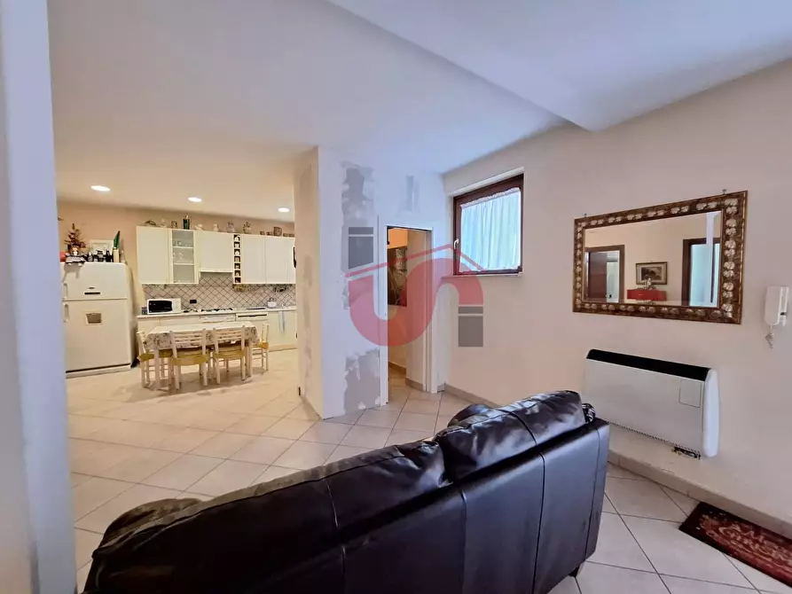 Immagine 53 di Villa in vendita  in Via Avellino a Benevento