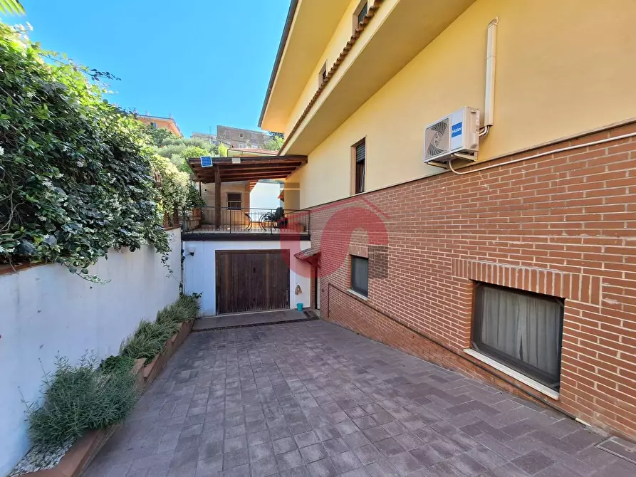 Immagine 6 di Villa in vendita  in Via Avellino a Benevento