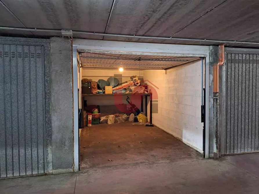 Immagine 5 di Box auto in vendita  in Via Vittime di Nassiriya a Benevento