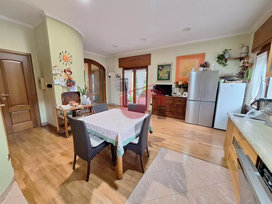 Immagine 22 di Villa in vendita  in Via Avellino a Benevento