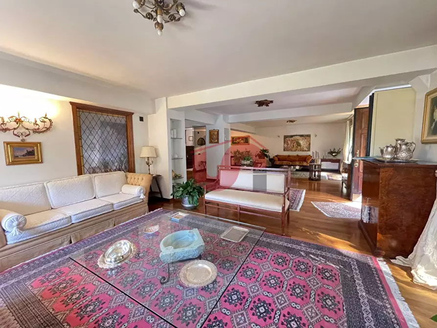 Immagine 23 di Villa in vendita  in Via ferinando bozza a Benevento