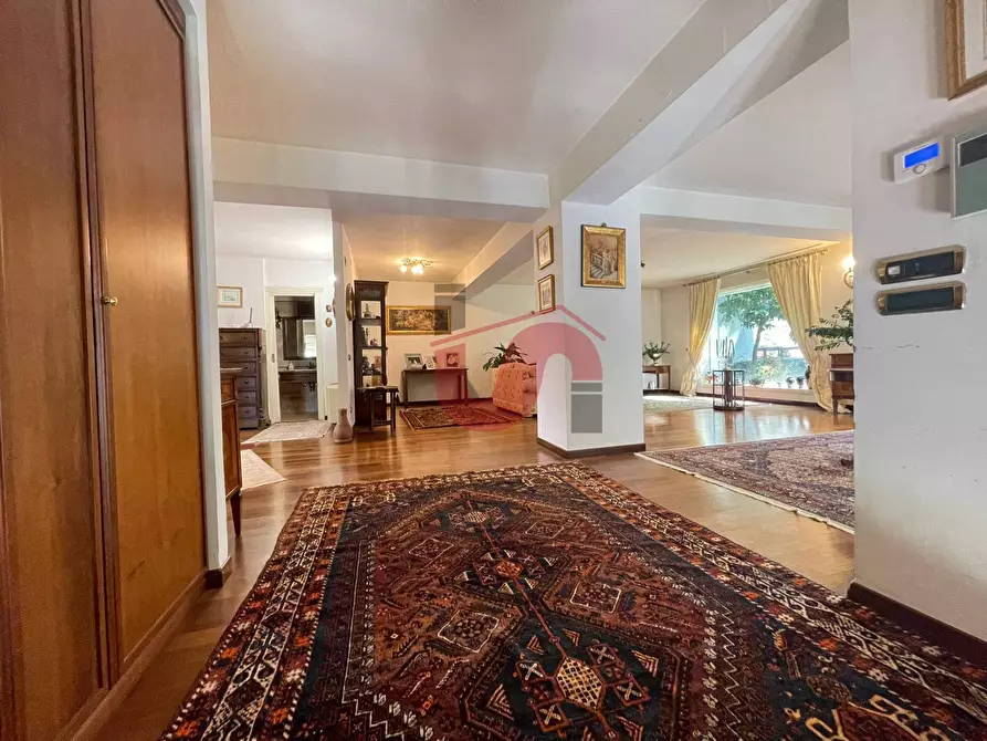 Immagine 25 di Villa in vendita  in Via ferinando bozza a Benevento