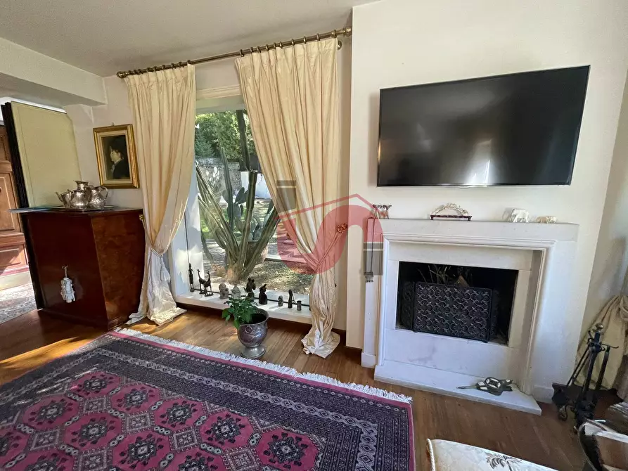 Immagine 24 di Villa in vendita  in Via ferinando bozza a Benevento