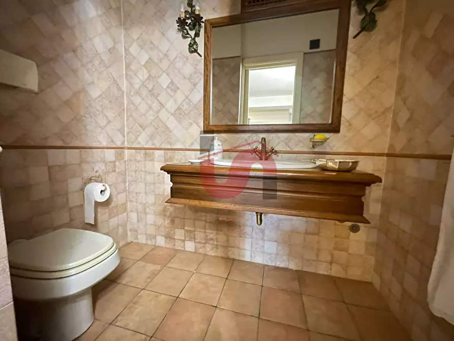 Immagine 36 di Villa in vendita  in Via ferinando bozza a Benevento