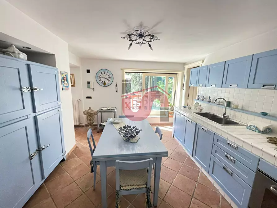 Immagine 53 di Villa in vendita  in Via ferinando bozza a Benevento