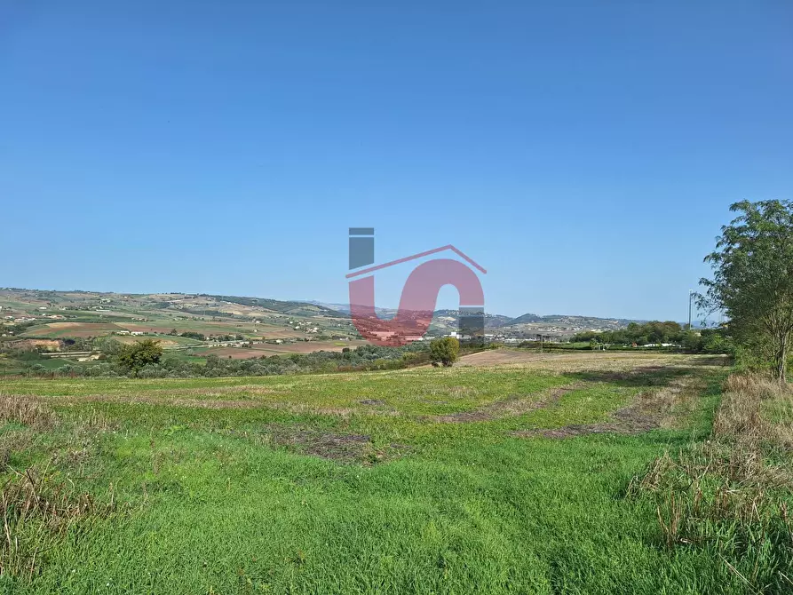 Immagine 5 di Terreno residenziale in vendita  in Via dei Dauni a Benevento