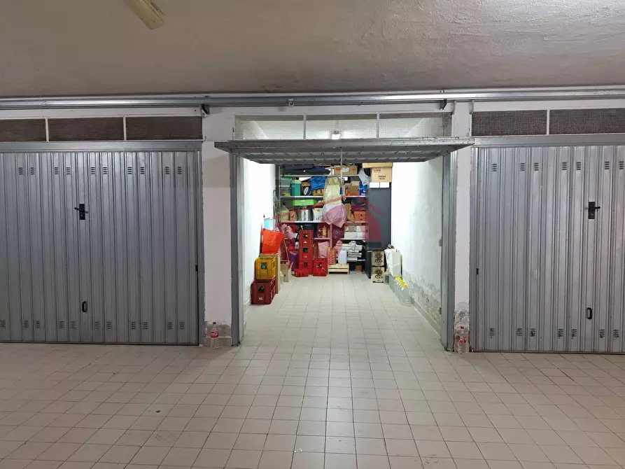 Immagine 2 di Box auto in vendita  in Via Castellano a Benevento