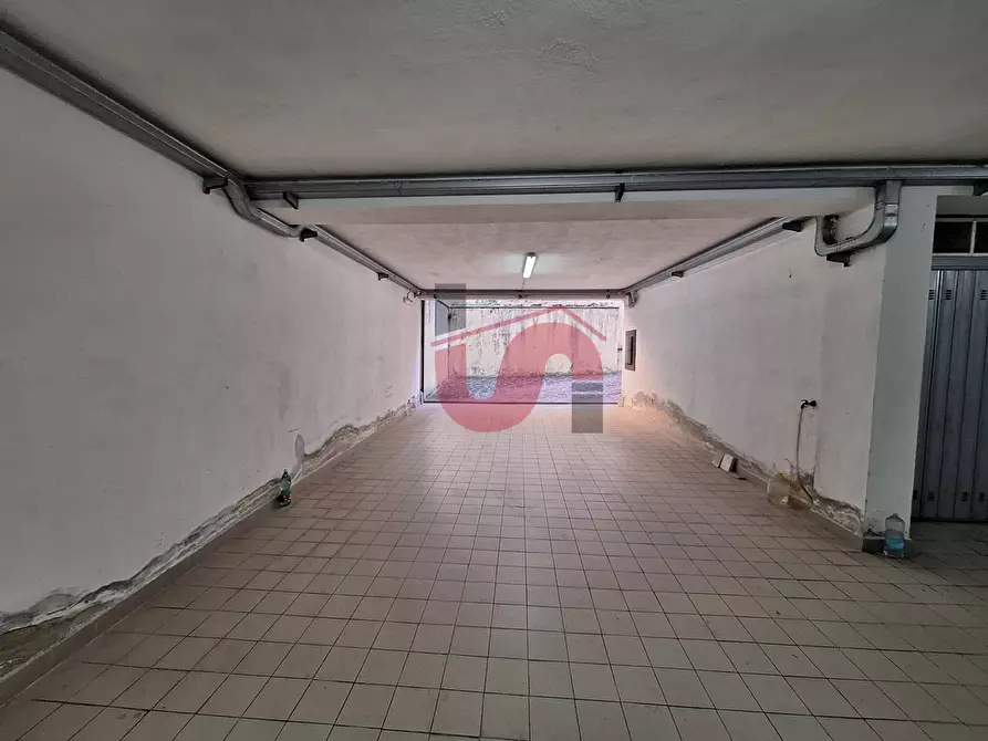 Immagine 5 di Box auto in vendita  in Via Castellano a Benevento