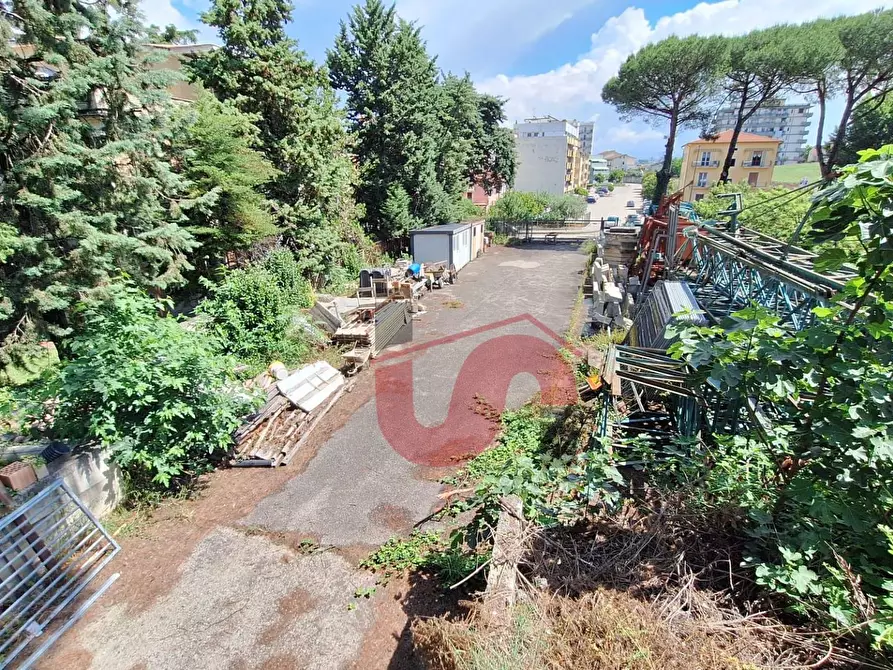 Immagine 18 di Locale commerciale in vendita  in Via Marco da Benevento a Benevento