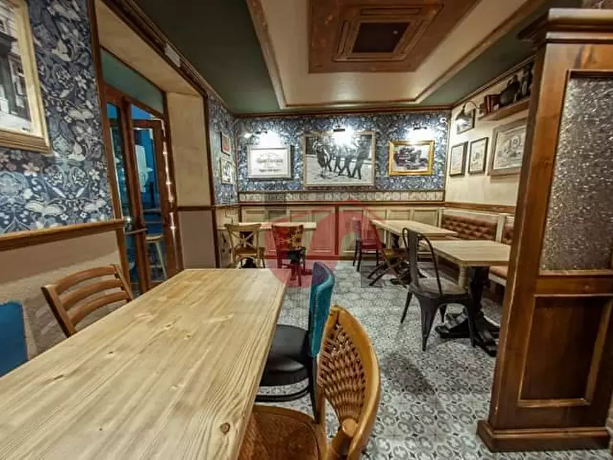 Immagine 41 di Attività commerciale in vendita  in Corso Garibaldi a Benevento