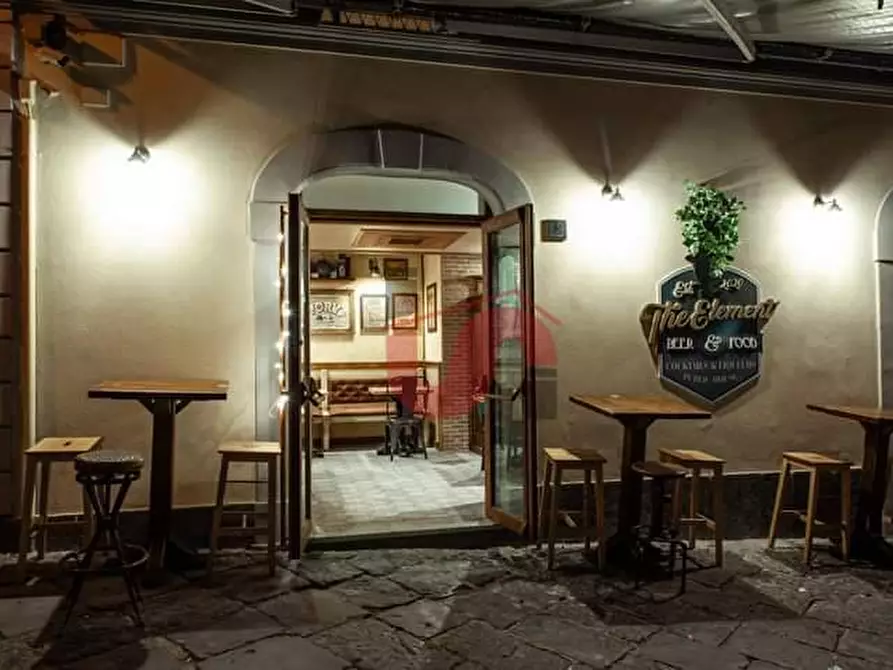 Immagine 49 di Attività commerciale in vendita  in Corso Garibaldi a Benevento