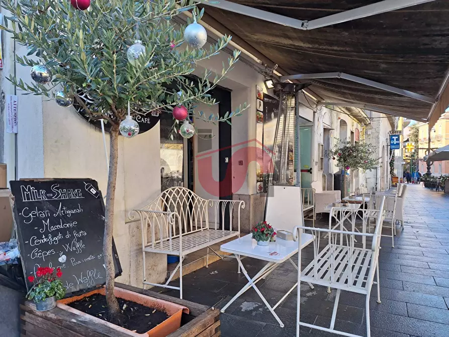 Immagine 11 di Attività commerciale in vendita  in Corso G.Garibaldi a Benevento