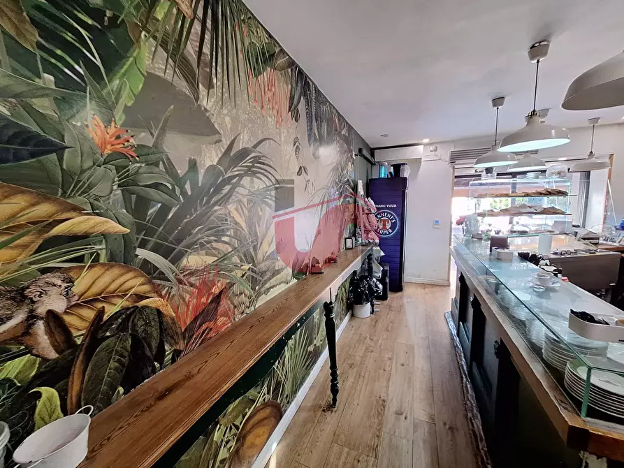 Immagine 16 di Attività commerciale in vendita  in Corso G.Garibaldi a Benevento