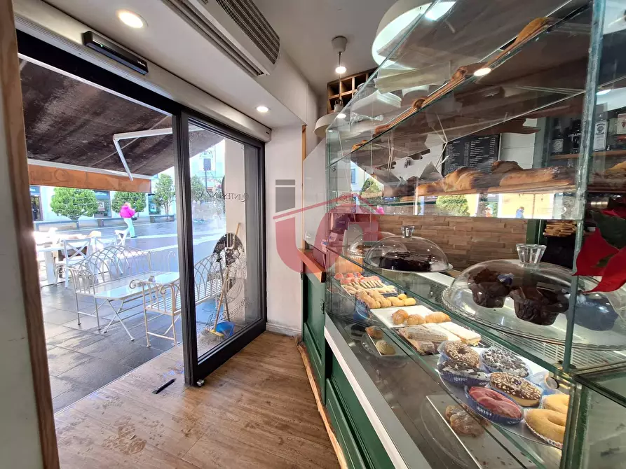 Immagine 17 di Attività commerciale in vendita  in Corso G.Garibaldi a Benevento