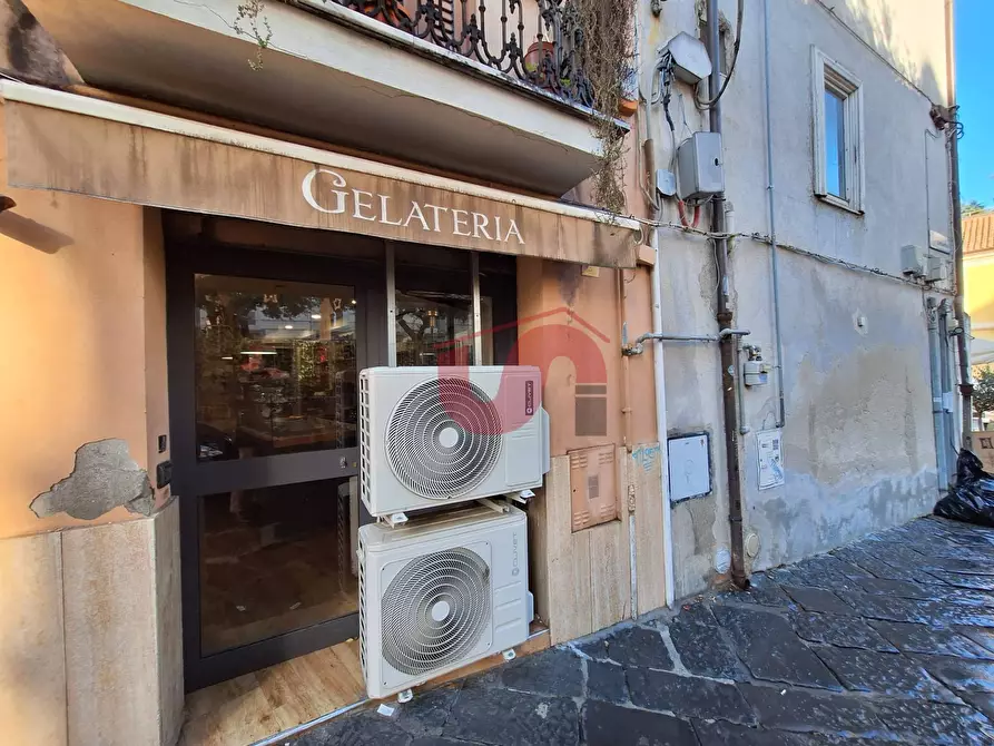 Immagine 41 di Attività commerciale in vendita  in Corso G.Garibaldi a Benevento