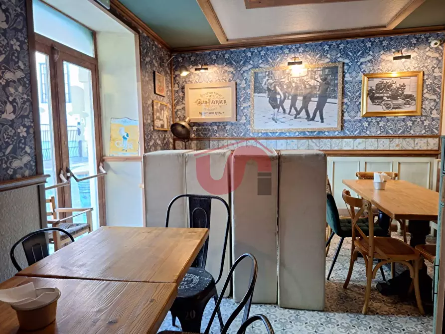 Immagine 20 di Attività commerciale in vendita  in Corso Garibaldi a Benevento