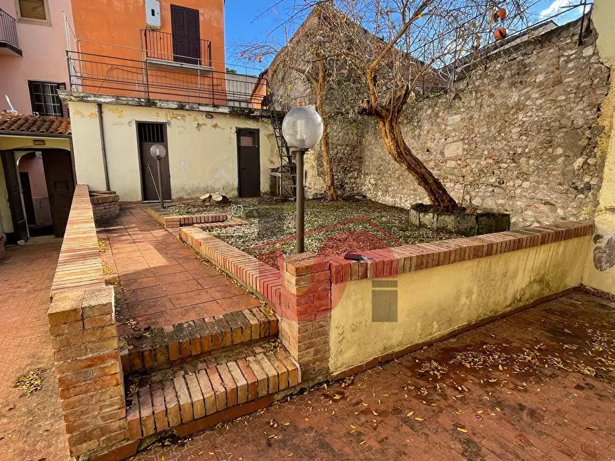 Immagine 2 di Casa semindipendente in vendita  in Via Arechi a Benevento