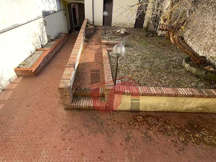 Immagine 5 di Casa semindipendente in vendita  in Via Arechi a Benevento