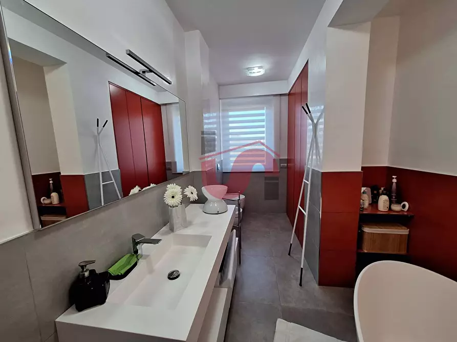 Immagine 56 di Villa in vendita  in Contrada San Vitale a Benevento