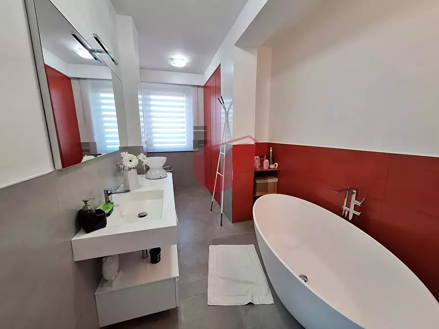 Immagine 55 di Villa in vendita  in Contrada San Vitale a Benevento