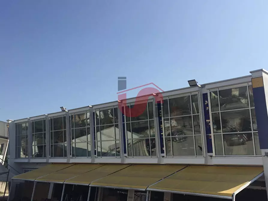 Immagine 6 di Negozio in affitto  in Via Tre Santi a Arpaise