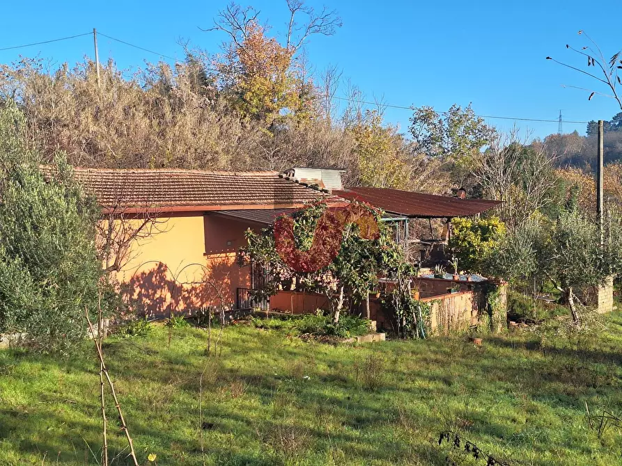 Immagine 2 di Casa indipendente in vendita  in Via Bachelet a Benevento