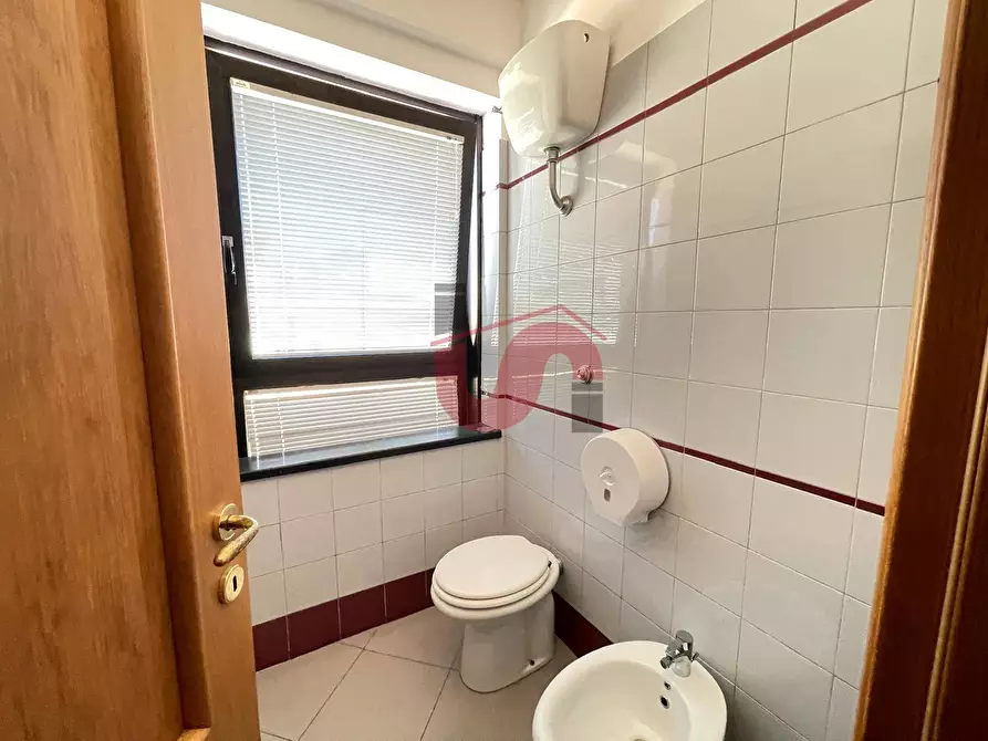 Immagine 20 di Ufficio in affitto  in Via Goduti a Benevento