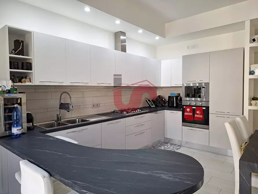 Immagine 11 di Appartamento in vendita  in Viale Bracanelli a Vitulano