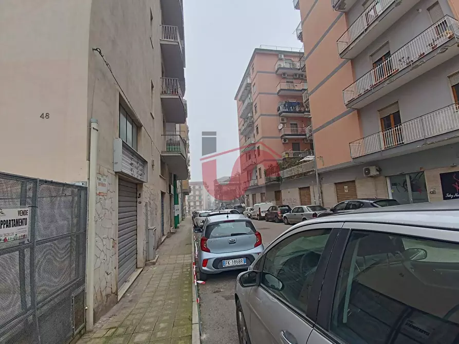 Immagine 13 di Negozio in affitto  in Via Piermarini a Benevento
