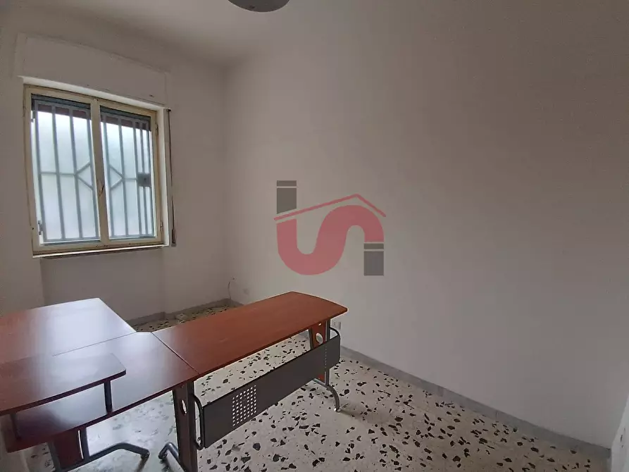 Immagine 7 di Negozio in affitto  in Via Piermarini a Benevento