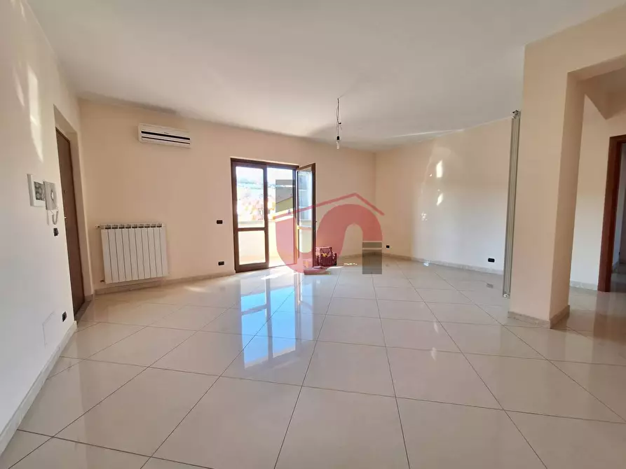 Immagine 8 di Appartamento in vendita  in Via Morelli e Silvati 12 a Benevento