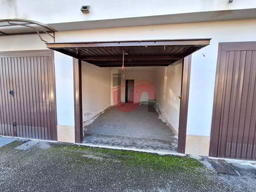 Immagine 35 di Appartamento in vendita  in Via Morelli e Silvati 12 a Benevento