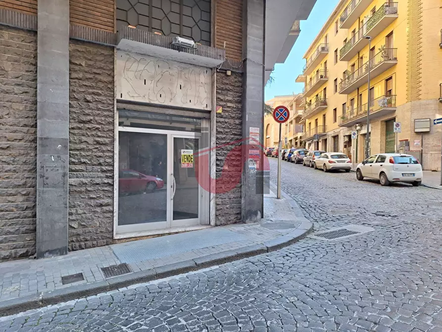 Immagine 2 di Locale commerciale in vendita  in Corso Vittorio Emanuele a Benevento