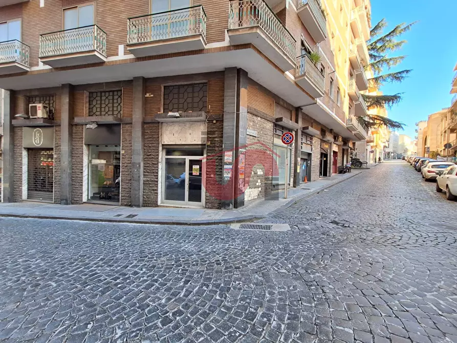 Immagine 8 di Locale commerciale in vendita  in Corso Vittorio Emanuele a Benevento