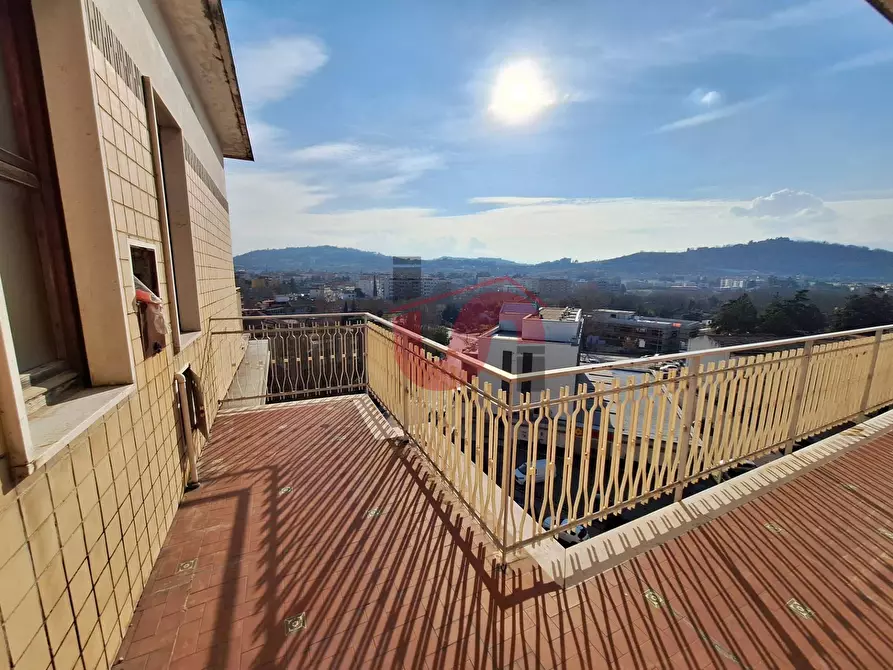 Immagine 6 di Appartamento in vendita  in Via Polcari a Benevento