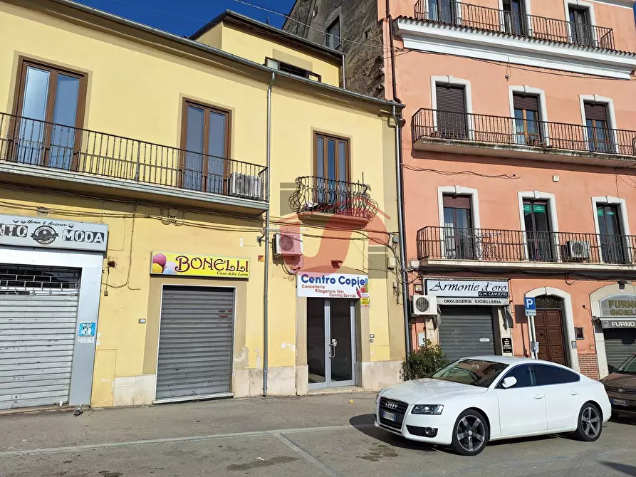 Immagine 5 di Locale commerciale in affitto  in Via Gaetano Rummo 49 a Benevento