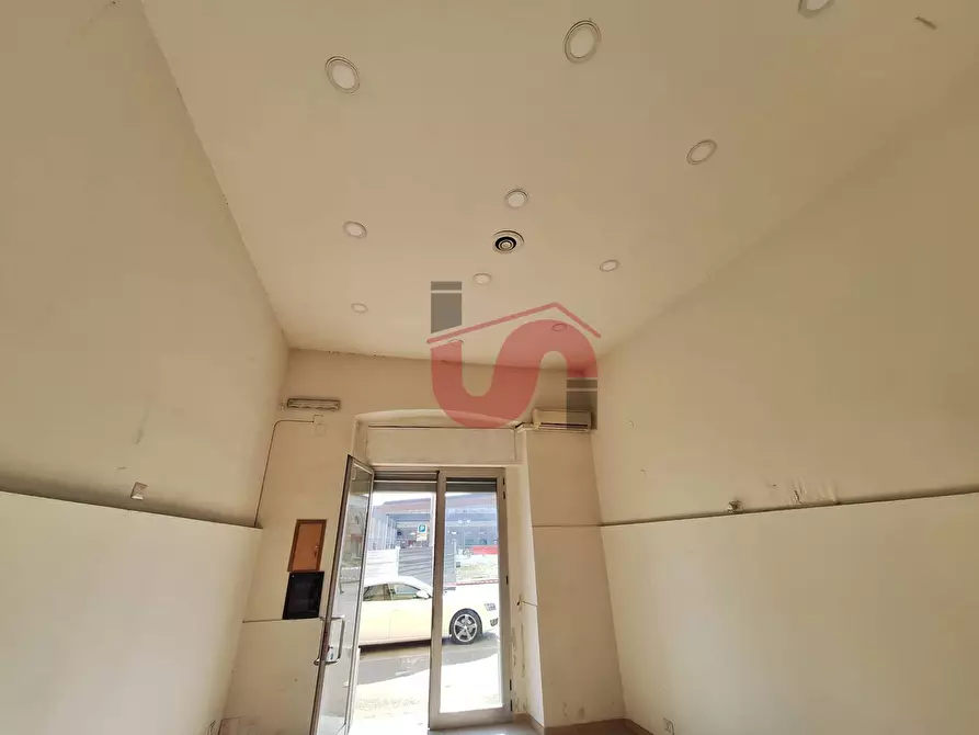 Immagine 10 di Locale commerciale in affitto  in Via Gaetano Rummo 49 a Benevento